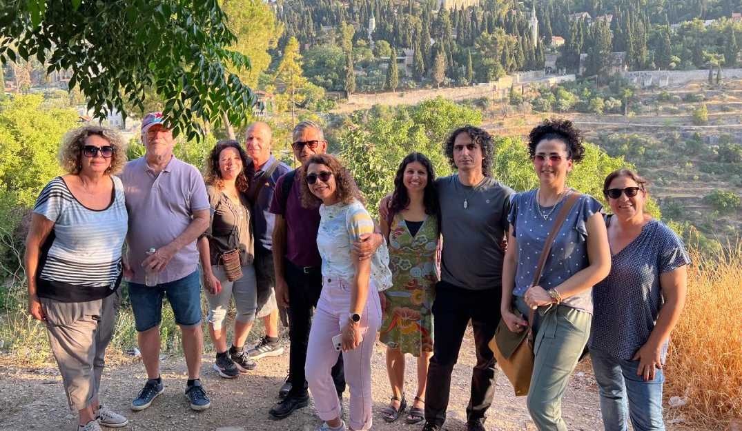 צילום של חו"ל בירושלים״: סיור בכפר עין כרם עם "ירושלים מחוץ לקופסה"
